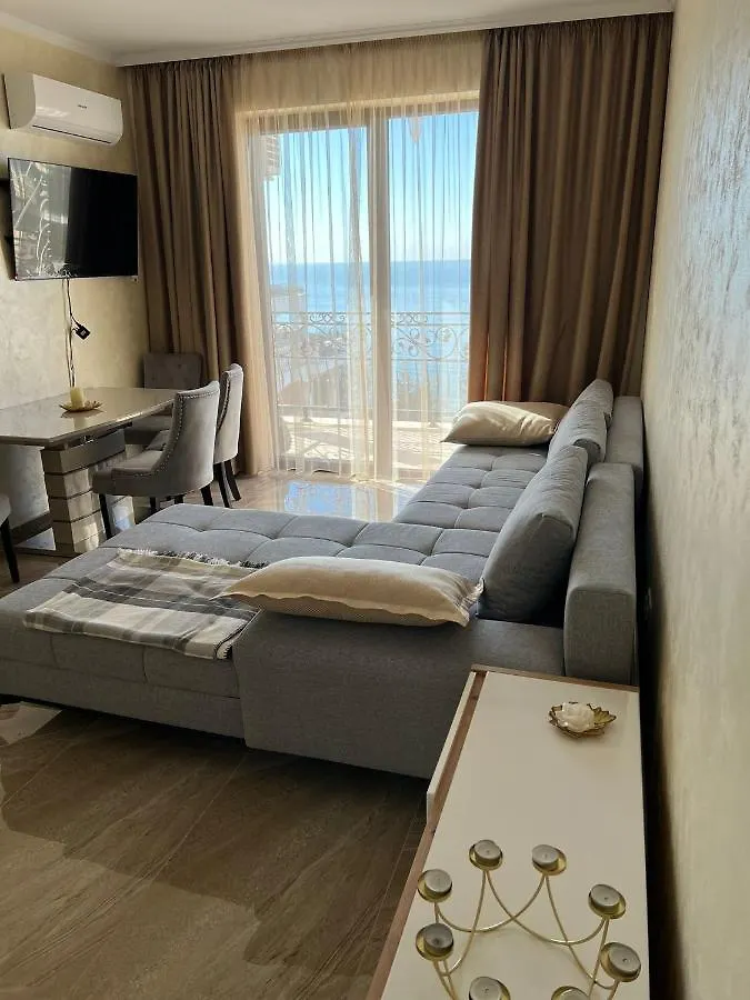 Luxury Seaview Penthouse Apartments At Valencia Gardens Burgas City Bulgarien