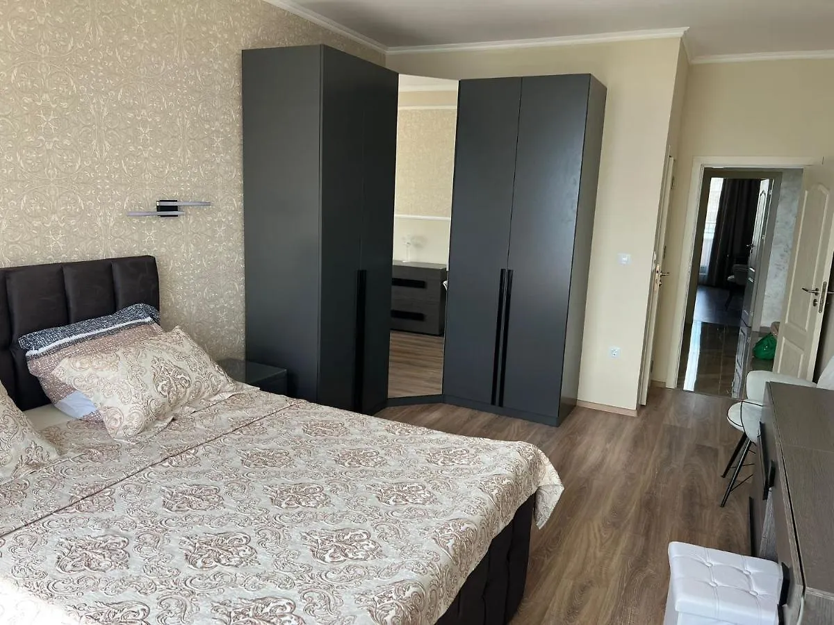 Luxury Seaview Penthouse Apartments At Valencia Gardens Burgas City